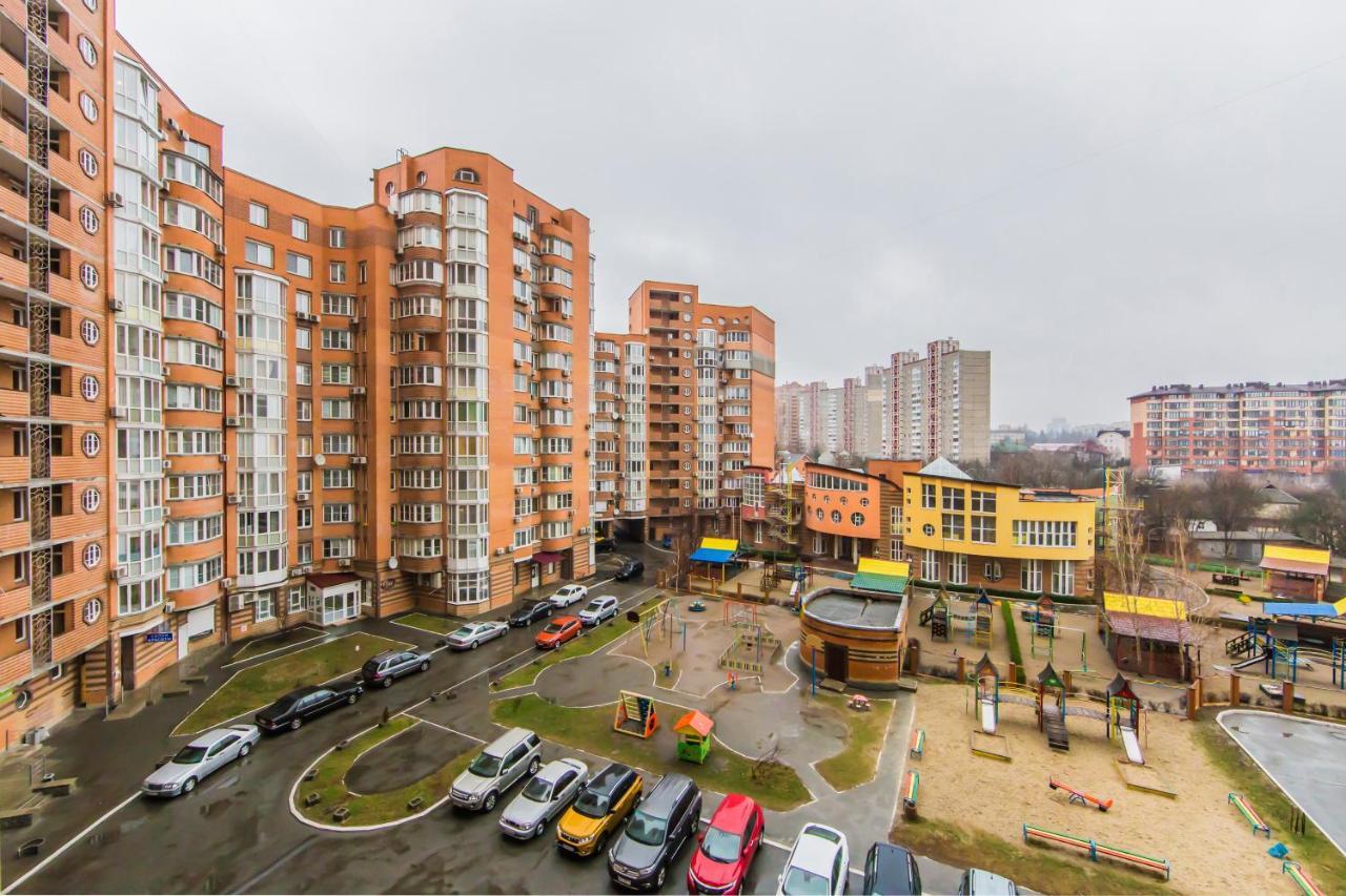 Комфортная Двухкомнатная Квартира Возле Метро Академгородок كييف المظهر الخارجي الصورة